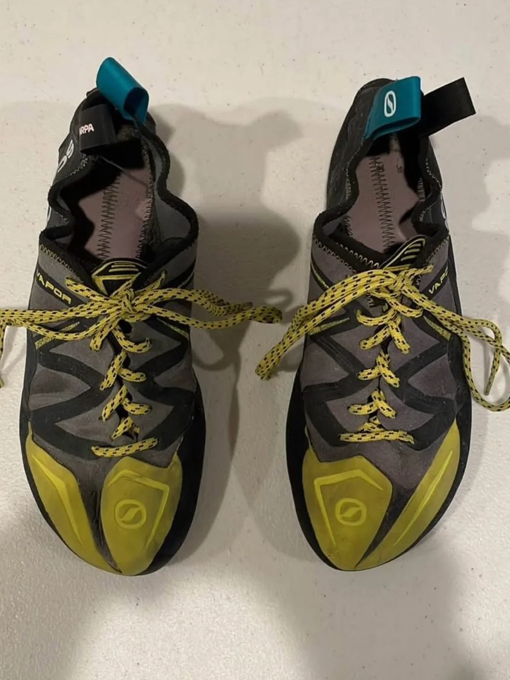 Scarpa Vapor Climbing Shoe in Yellow and Black